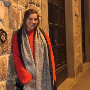 Meet your Posher, Elaine